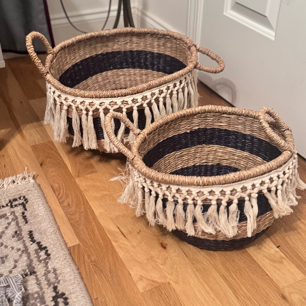 2/ Stratton Home Decor woven straw decorative storage basket